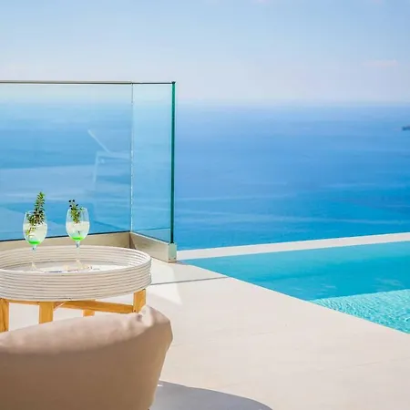 Sorian Prasino Vilă Vlachata